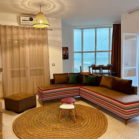 Appartement Vue De Mer Pied Dans L'Eau Gabes Eksteriør billede