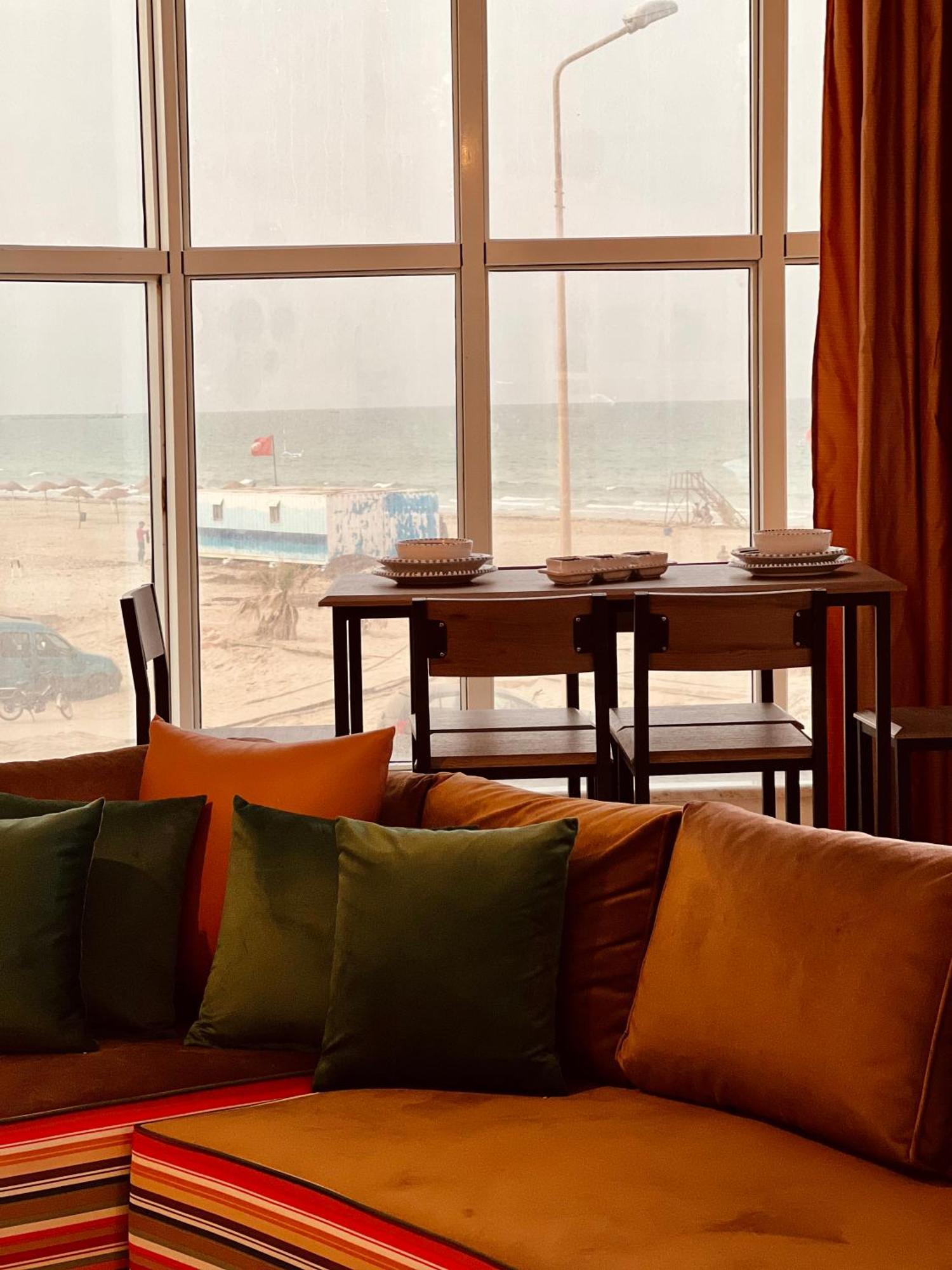 Appartement Vue De Mer Pied Dans L'Eau Gabes Eksteriør billede